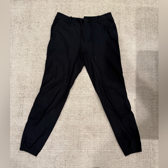 Lululemon joggers, size 32 - Picture 3 of 6